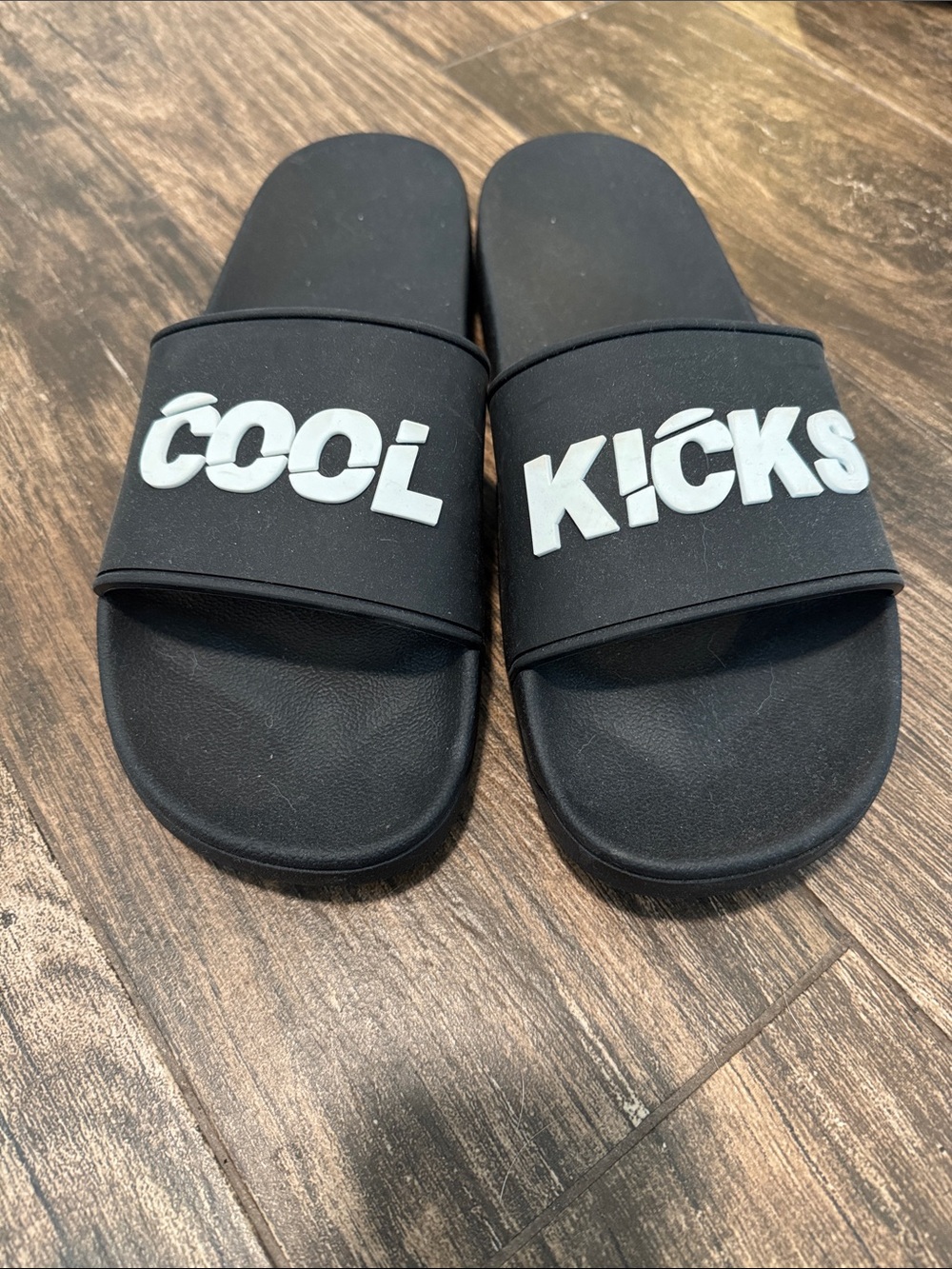 Unisex Adult Black 'Cool Kicks' Slide Sandals